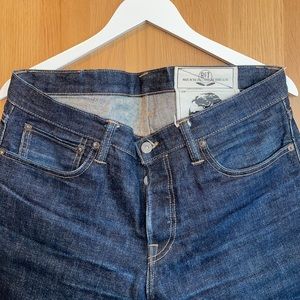 Men’s 33x30 Rogue Territory SK dark wash jeans in excellent condition - rigid.